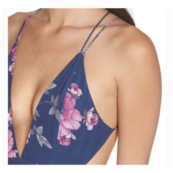 Fame and Partners NWT $279 Blue Pink Floral Gown Maxi Dress Plunging V-Neck 2 - Picture 9 of 14